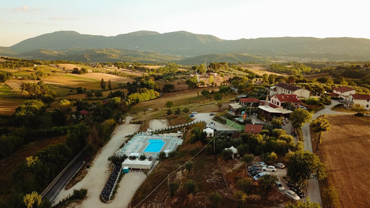Il Pozzo Country House Collescipoli Exterior foto